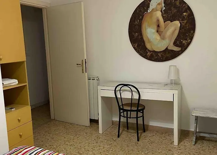 Three Bedroom With A View In Monti Apartment *
