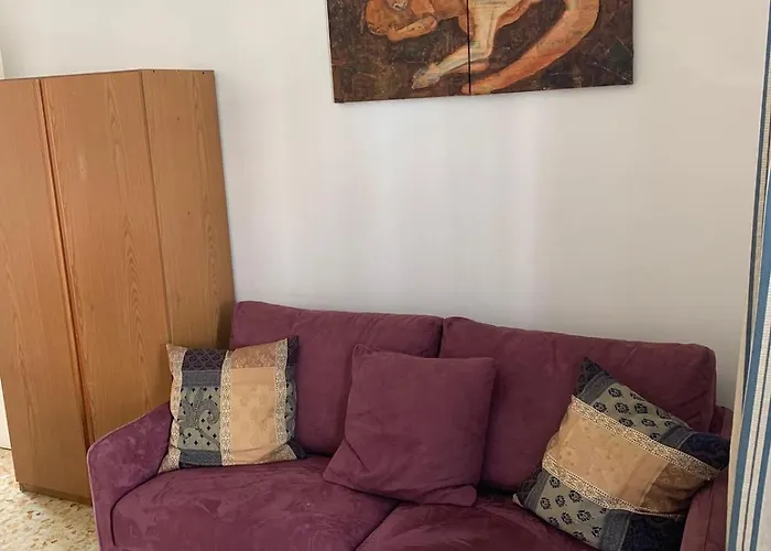 Three Bedroom With A View In Monti *