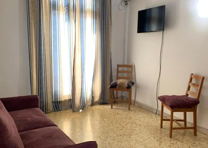 Three Bedroom With A View In Monti